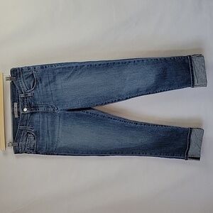 Joe's Jeans Cuffed Crop Medium Wash Size 29